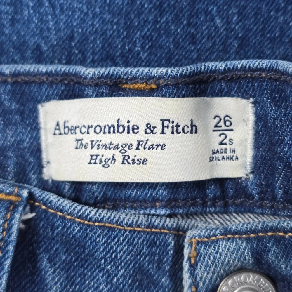 Abercrombie & Fitch The Vintage Flare High Rise Jeans Dark Wash Raw‎ Hem 26 2S